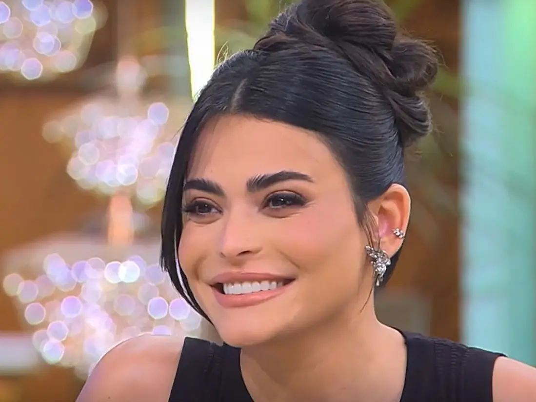 صورة بها الفنانة المصرية أسماء جلال ضمن الحديث عن xnxx اسماء جلال 