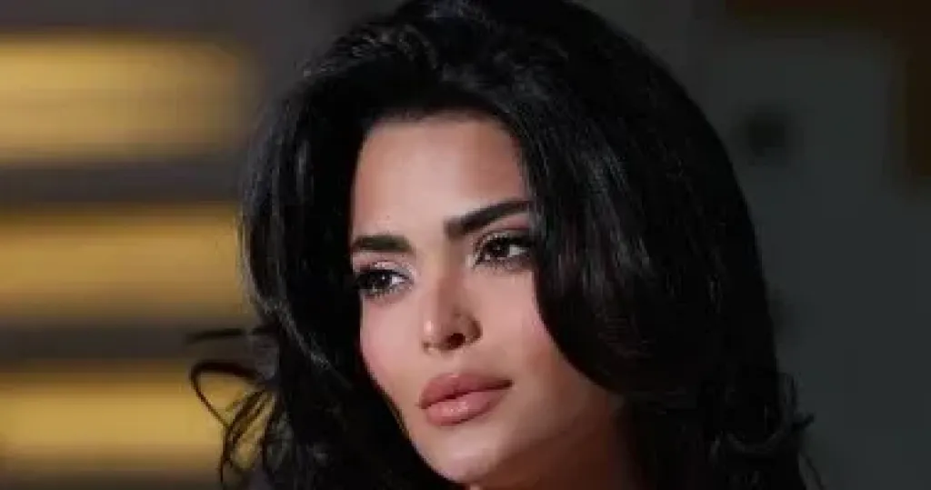صورة بها الفنانة المصرية أسماء جلال ضمن الحديث عن سكس اسماء جلال 