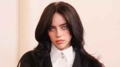 صورة بها المغنية الأمريكية بيلي إيليش ضمن الحديث عن Billie Eilish sex