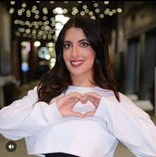 صورة بها الفتاة العراقية ساره اربك ضمن الحديث عن سكس الينا انجل وساره اربك