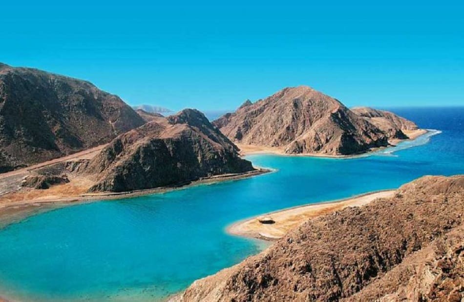 إزاي سيناء جزء من مصر وهي أصلا في قارة أسيا