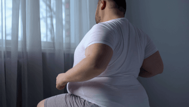 لماذا تتجمع الدهون في البطن والأرداف؟