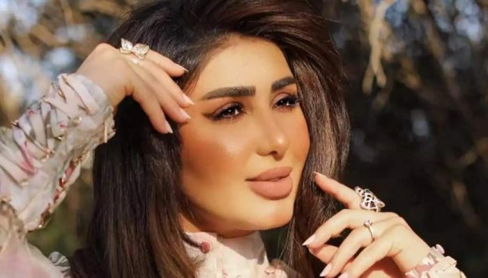 صورة بها الفنانة الكويتية هنادي الكندري ضمن الحديث عن سكس كويتي هنادي الكندري 