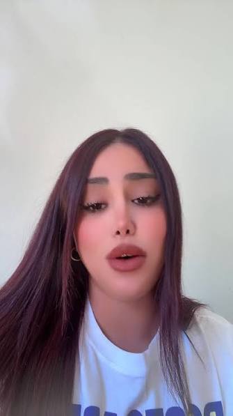 صورة بها الفتاة الجزائرية منال بيجو ضمن الحديث عن فيديو سكس منال بيجو تيك توك